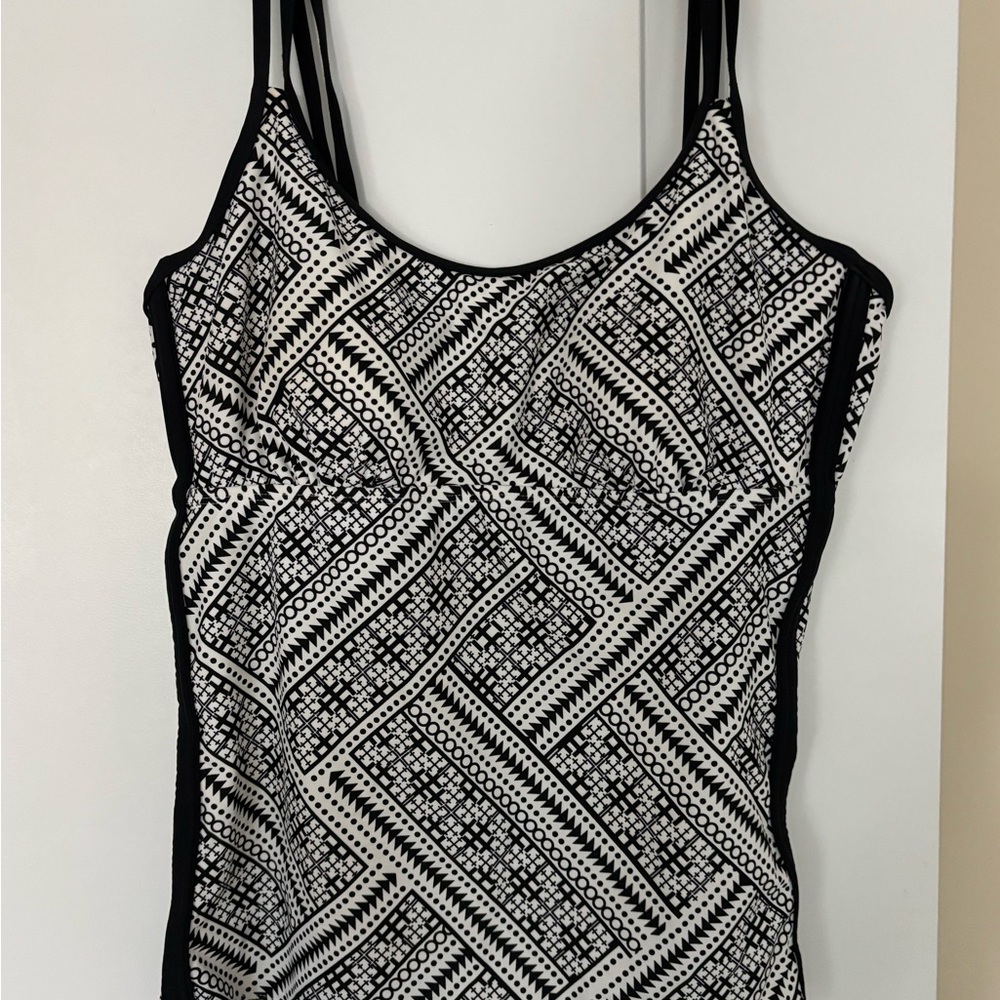 Floral Purple and Blue Spaghetti Strap Tankini Tops - Picture 9 of 10